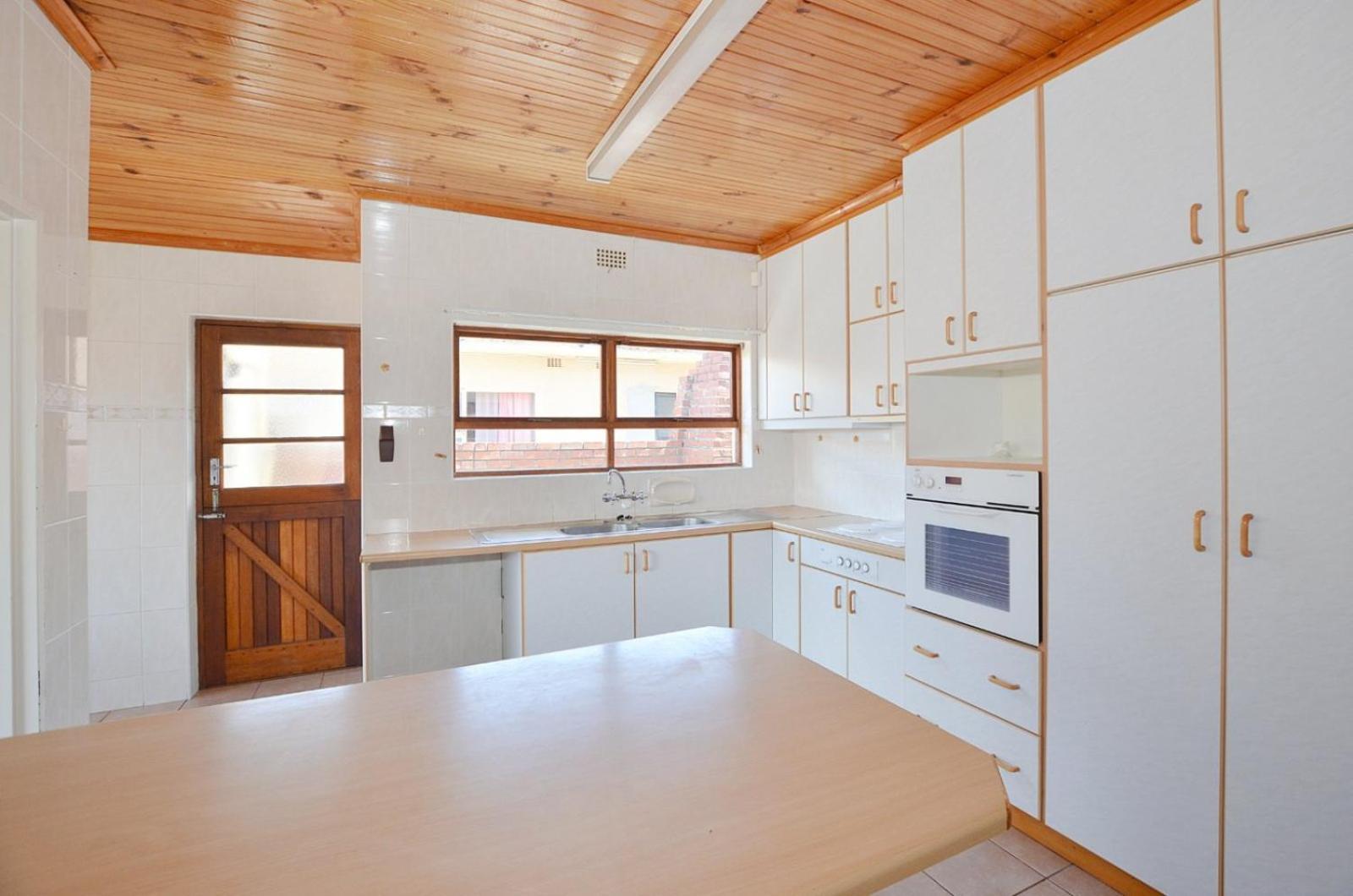 Homestay 37 Toner Street North
