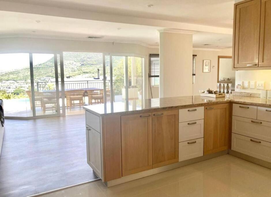 Entire Near The Cape Town