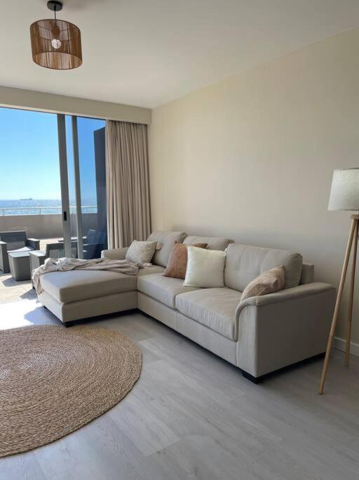 Apartment Infinity Sunset Beachfront *