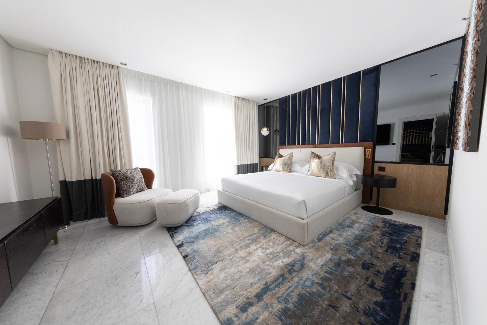 Hyatt Regency Hotel
