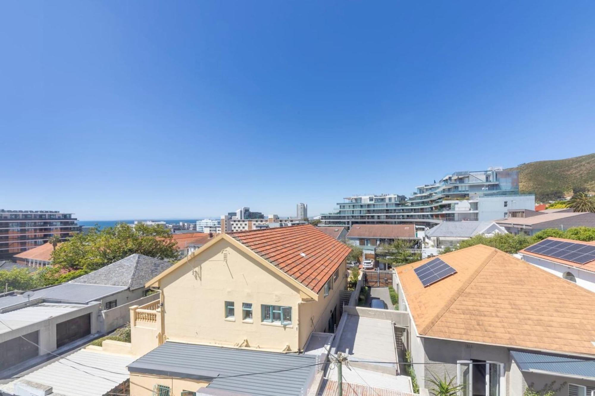 Seaside 9 Mins To Queens Beach! Cape Town