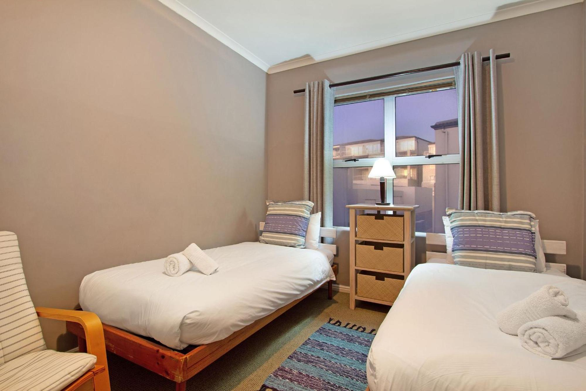 Dolphin Ridge 108 By Hostagents Apartment *