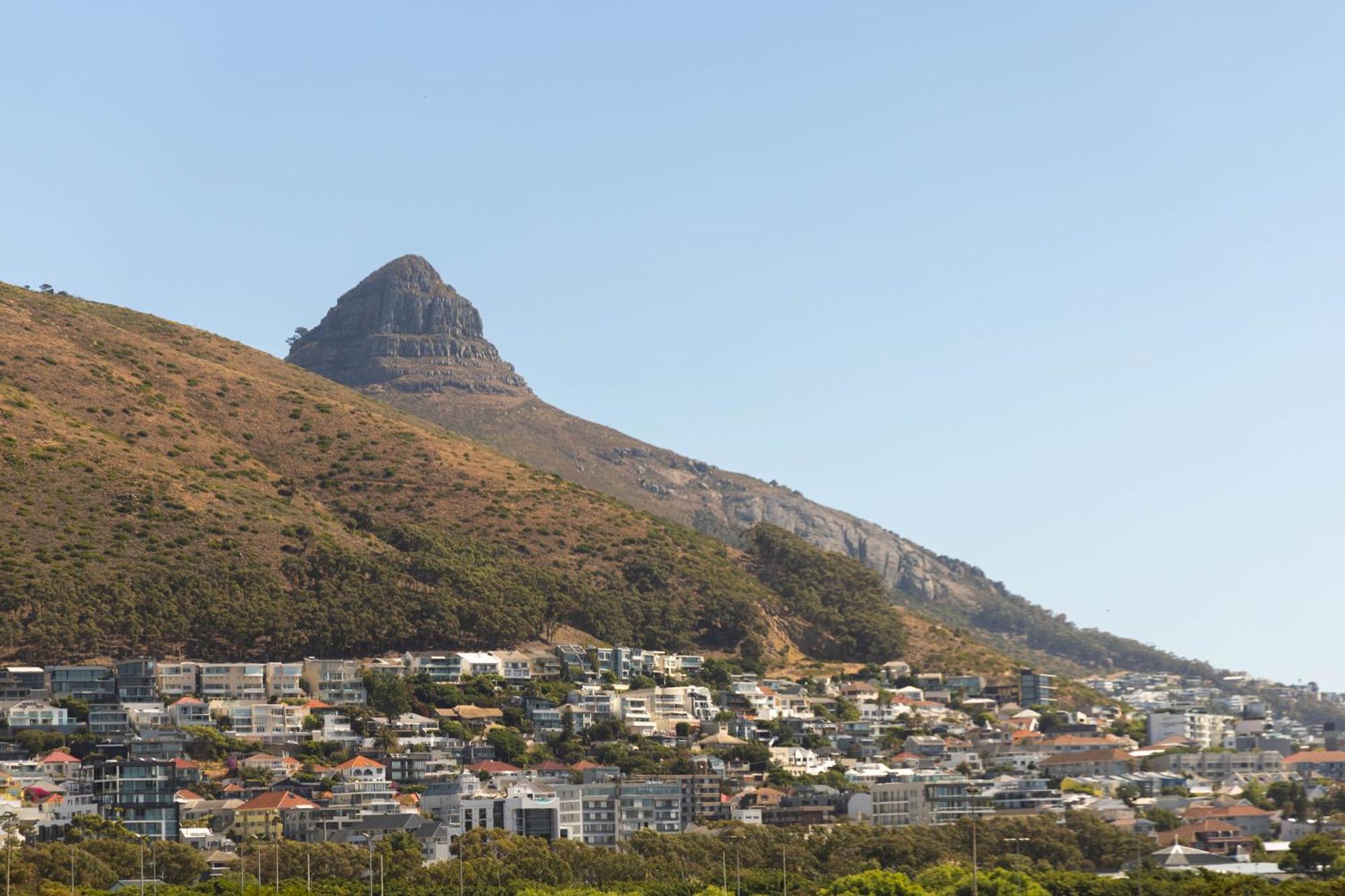 Blue In Mouille Point Apartment Cape Town