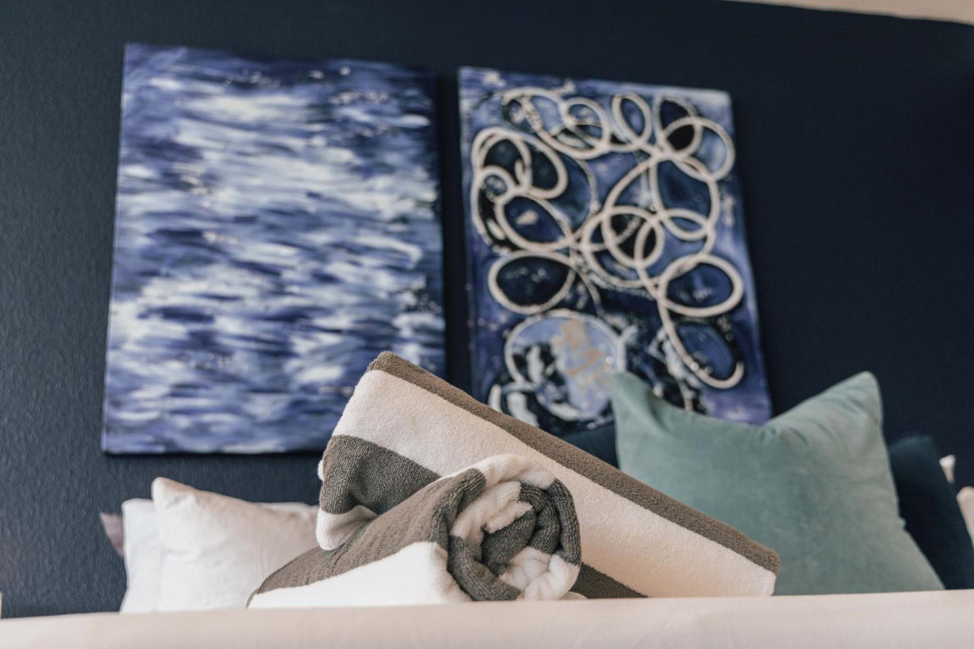 Blue In Mouille Point Apartment *
