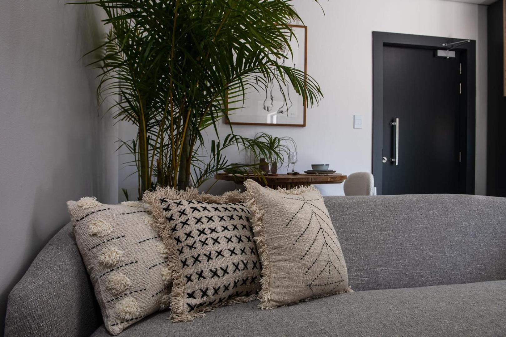 3 On Albany Luxury * Cape Town