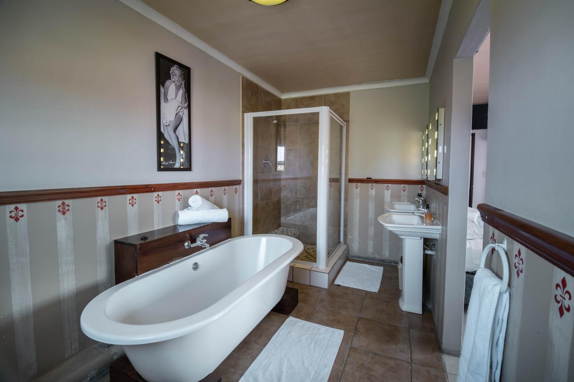 Broadway Tygervalley House Guest house Cape Town