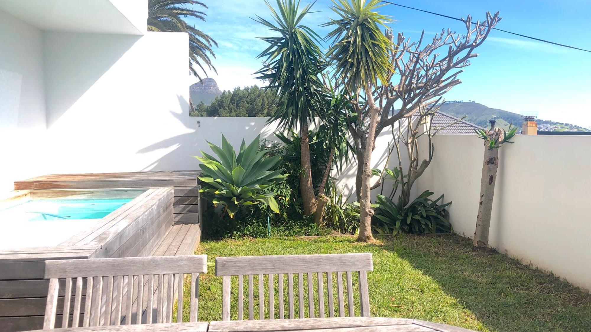 Mountain And Harbour Views - Grand Vue Holiday home Cape Town