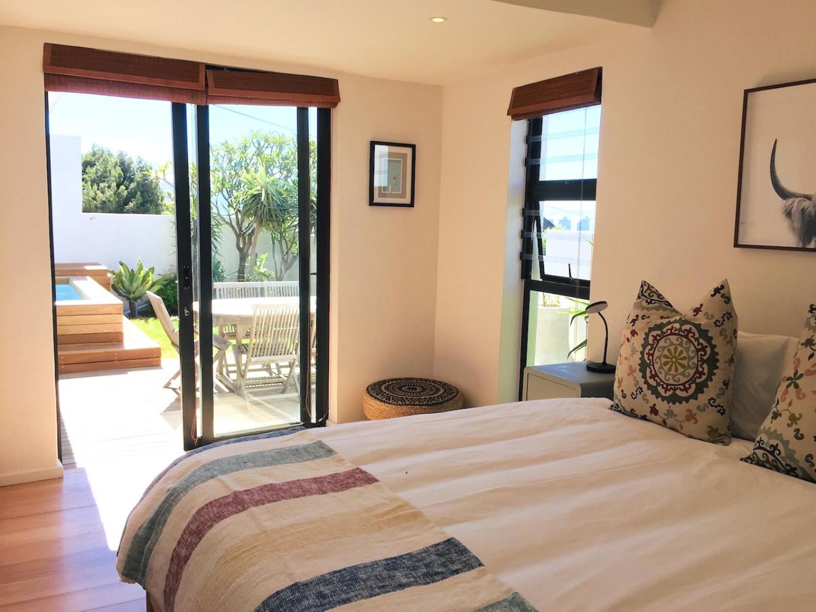 Mountain And Harbour Views - Grand Vue Holiday home