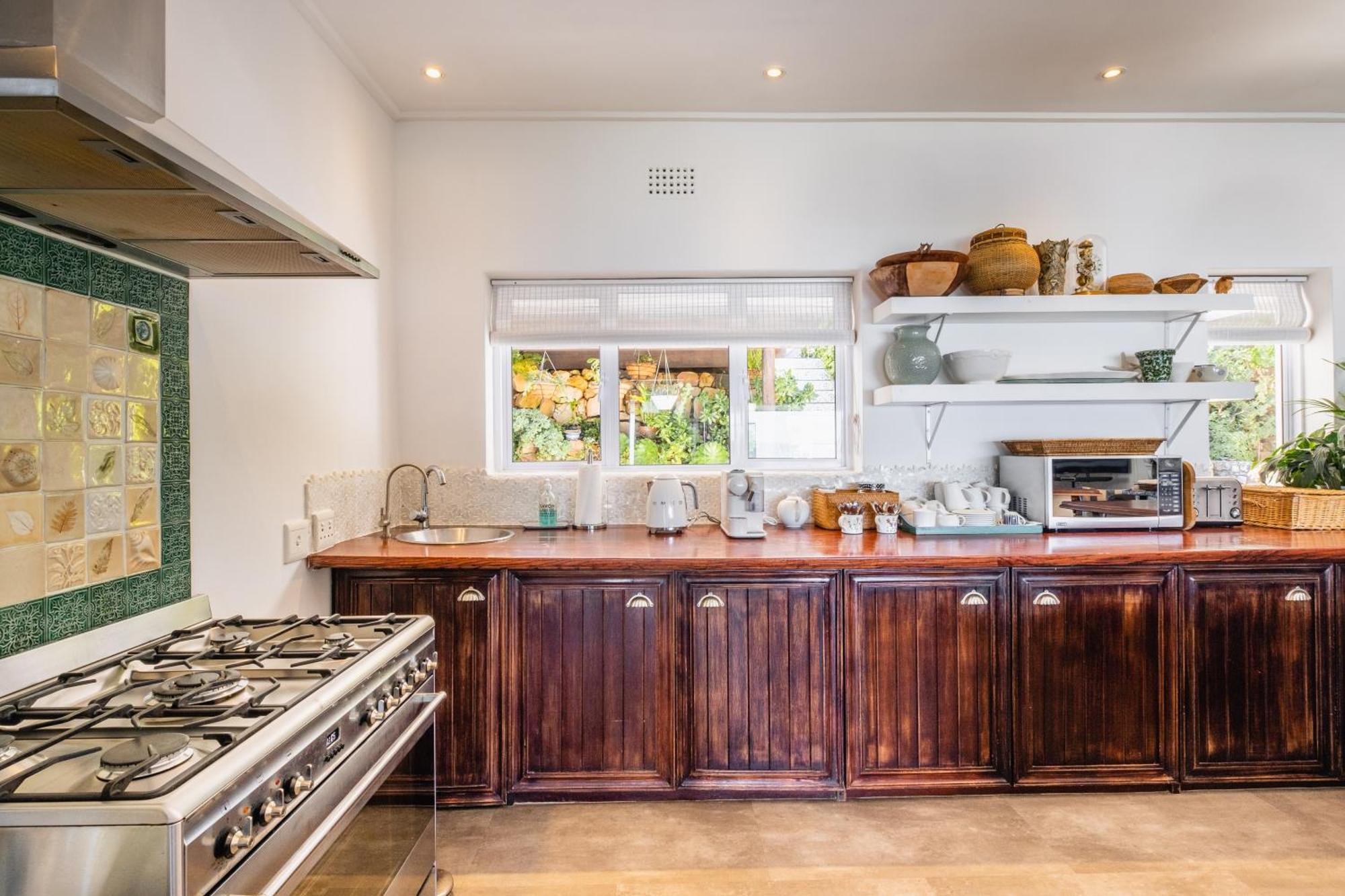 Clifton Sunset - Family Holiday home
