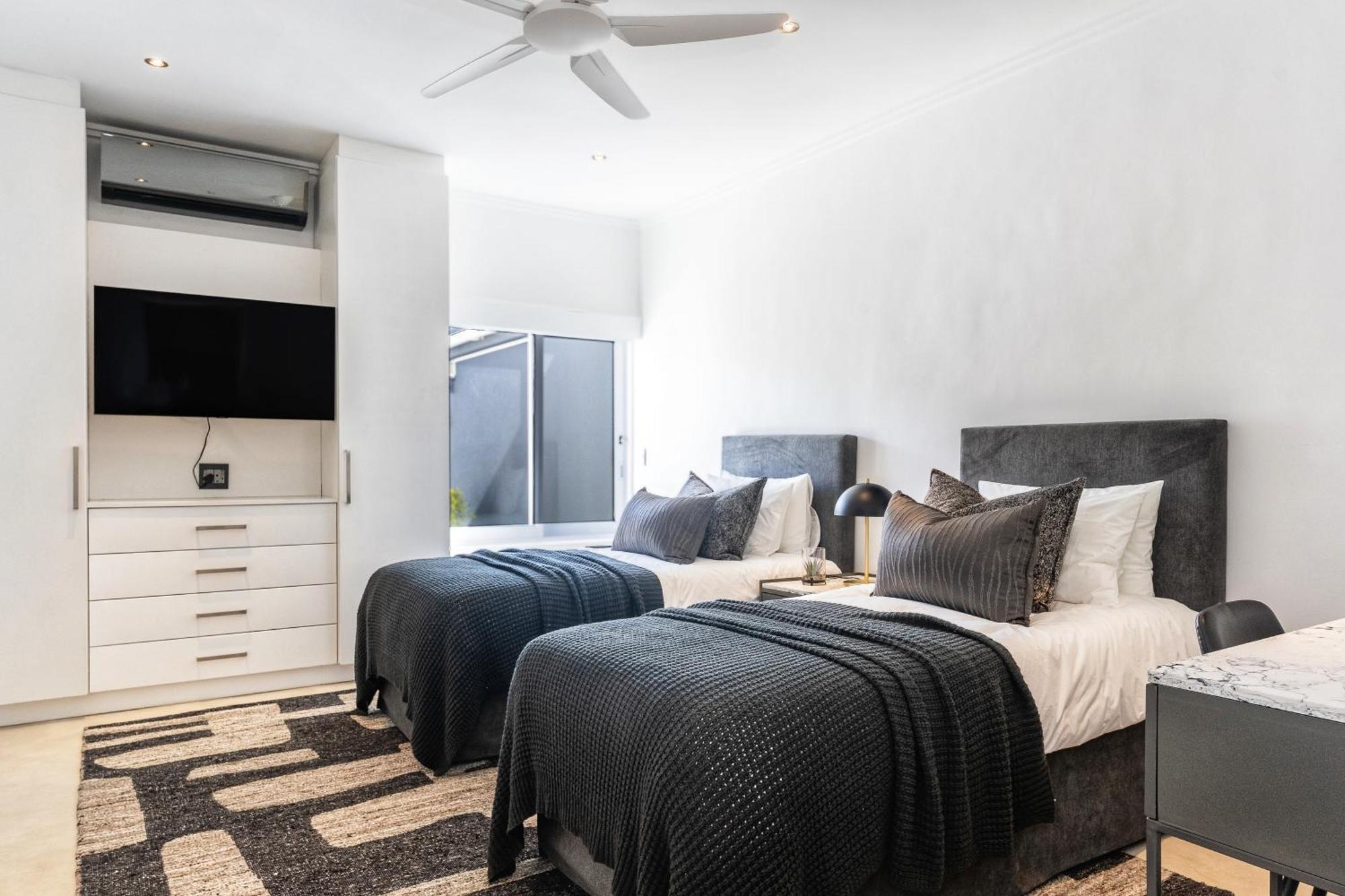 26onfirst - Ups, Sea Views And Personalised Services * Cape Town