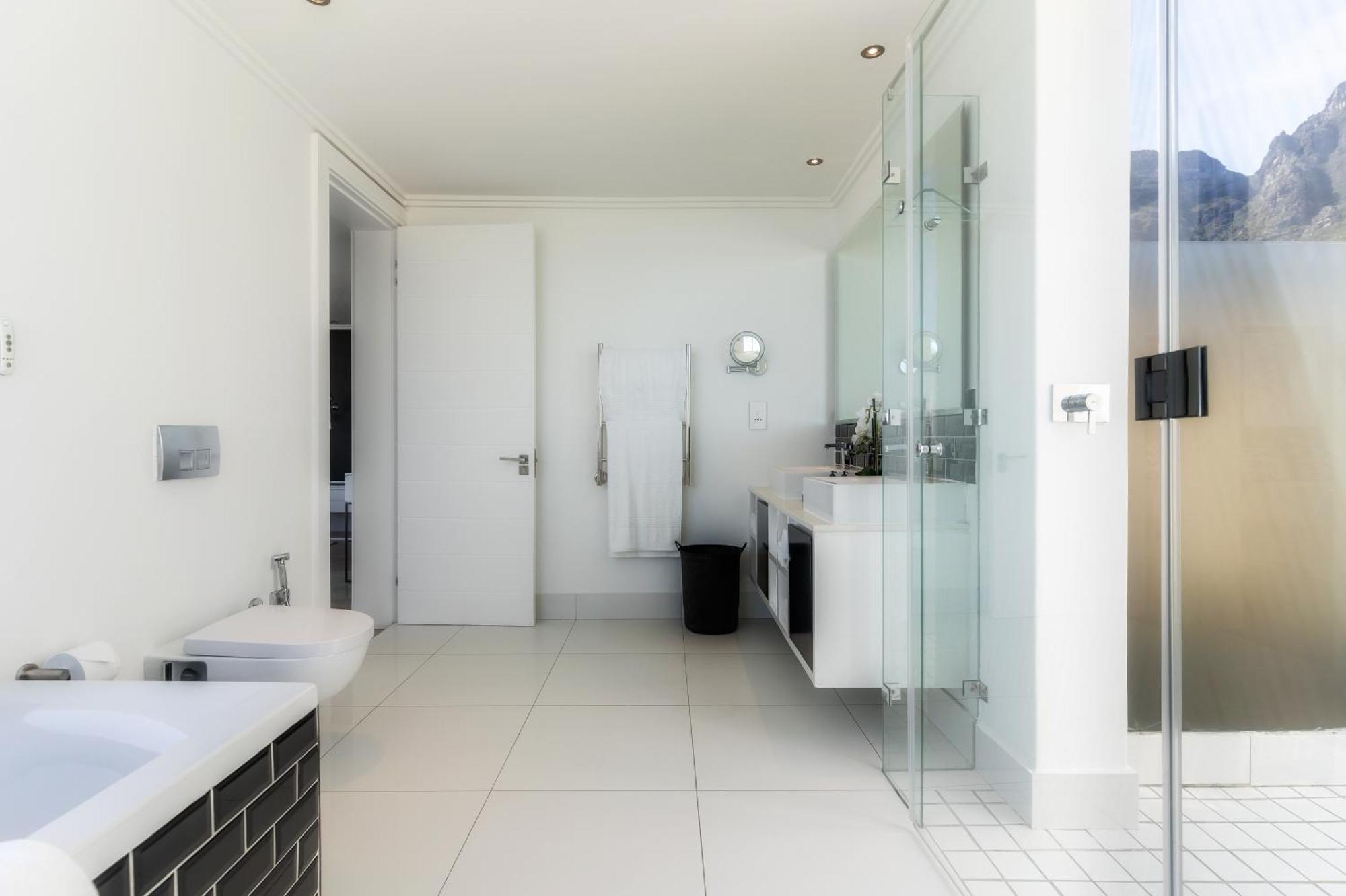 Villa 26onfirst - Ups, Sea Views And Personalised Services Cape Town