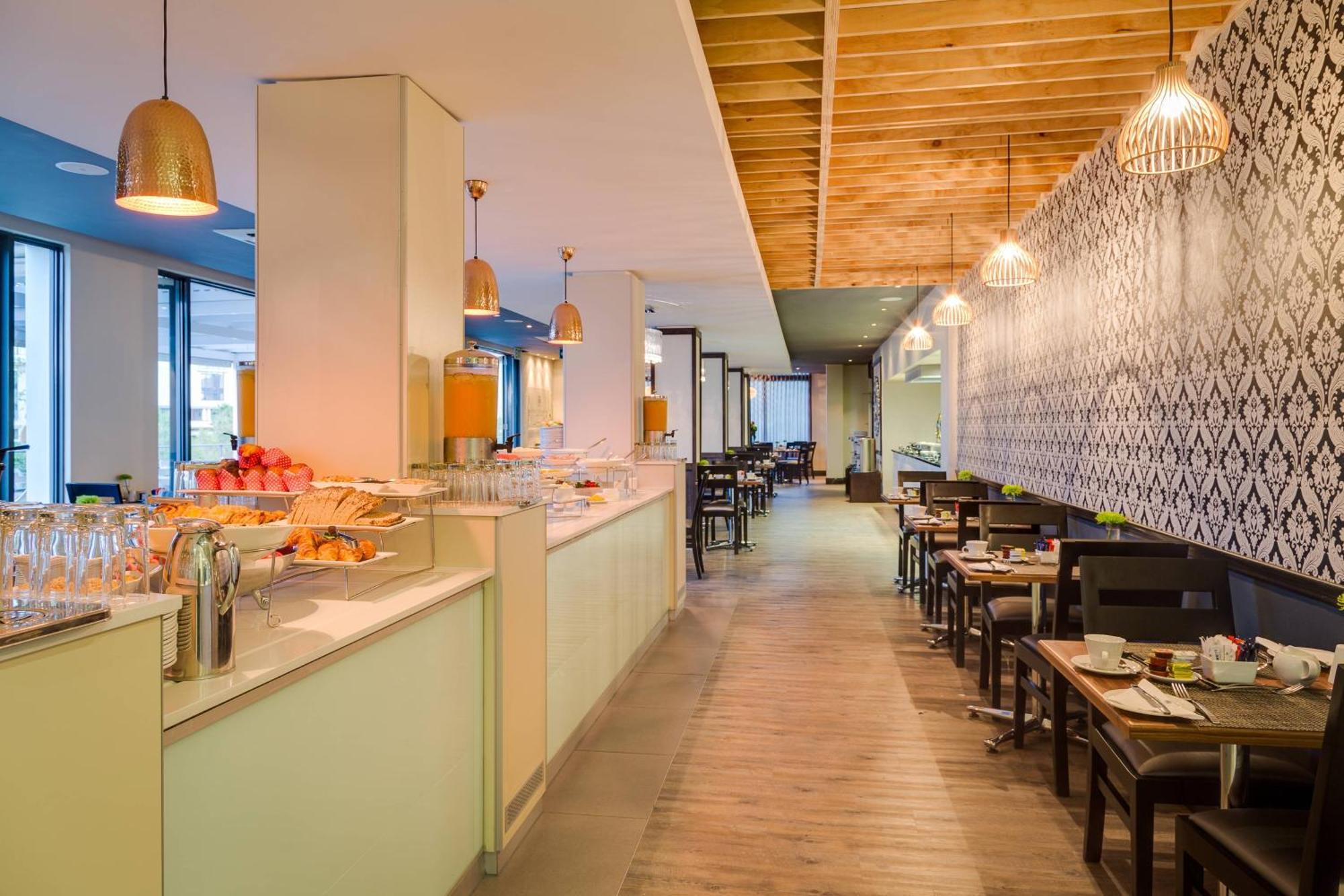 Protea By Marriott Waterfront Breakwater 3* Cape Town
