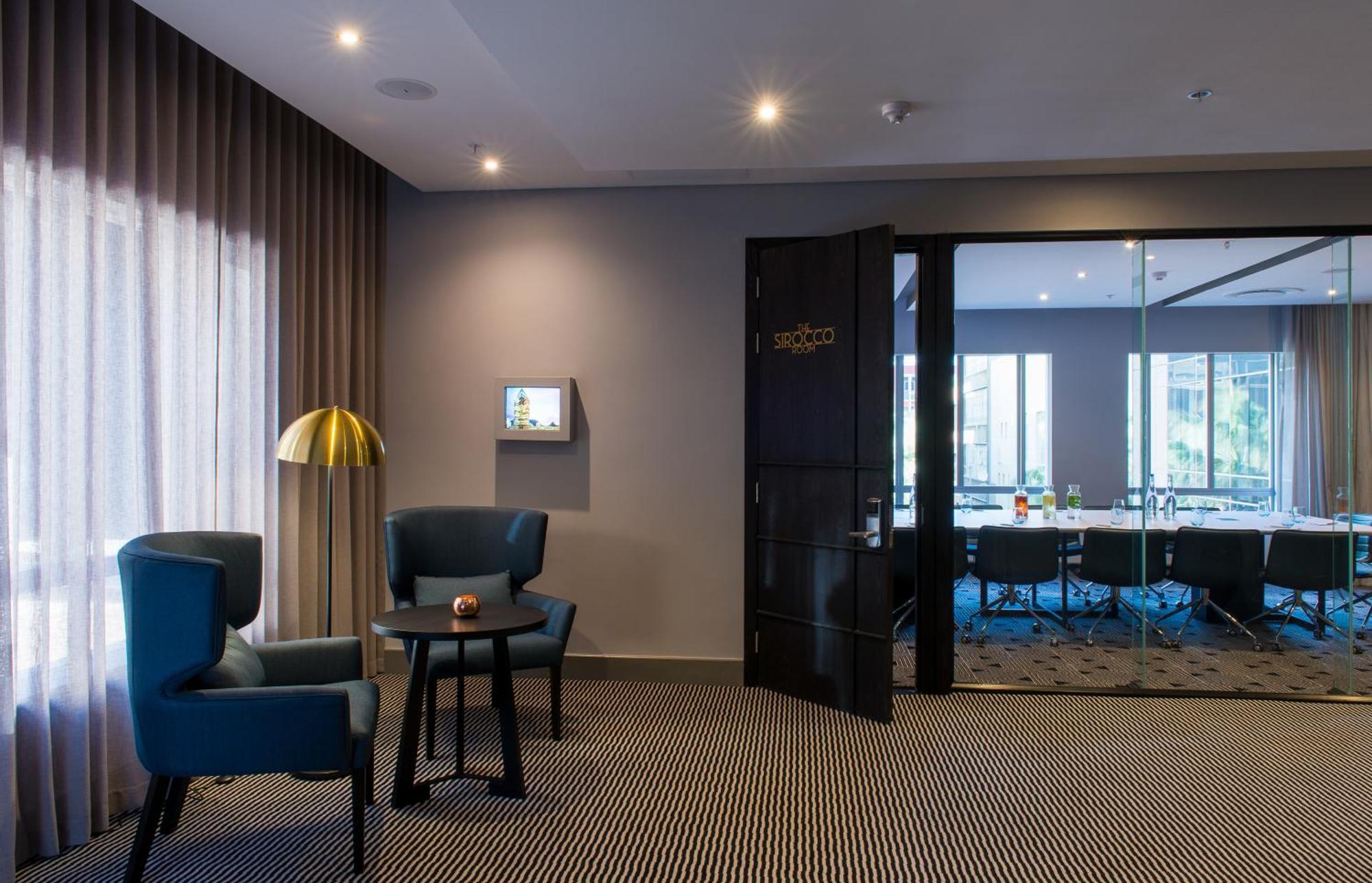 Pullman Centre Hotel