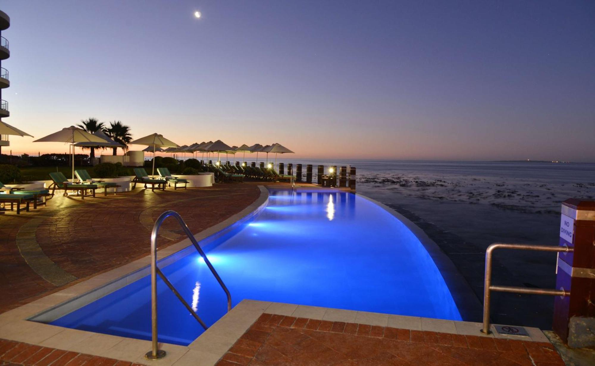 Radisson Collection Hotel, Waterfront 5* Cape Town