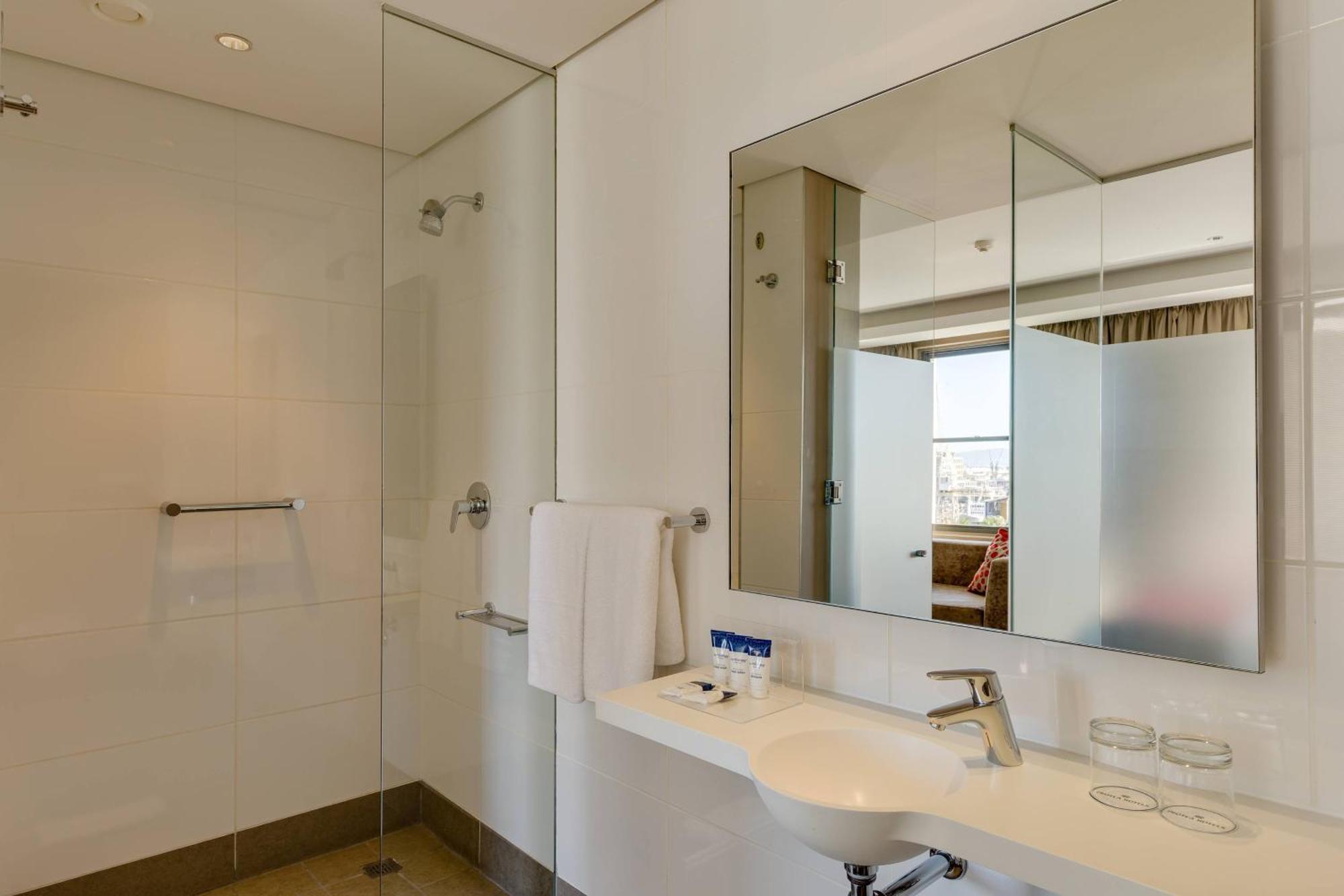 Hotel Protea By Marriott Waterfront Breakwater 3*