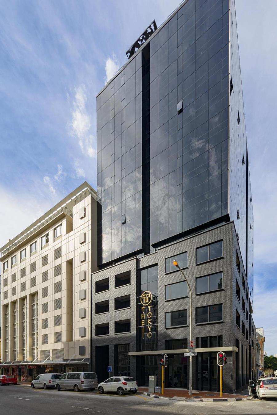 Apartment In The Heart Of Action - Discover, Explore, Relax Cape Town