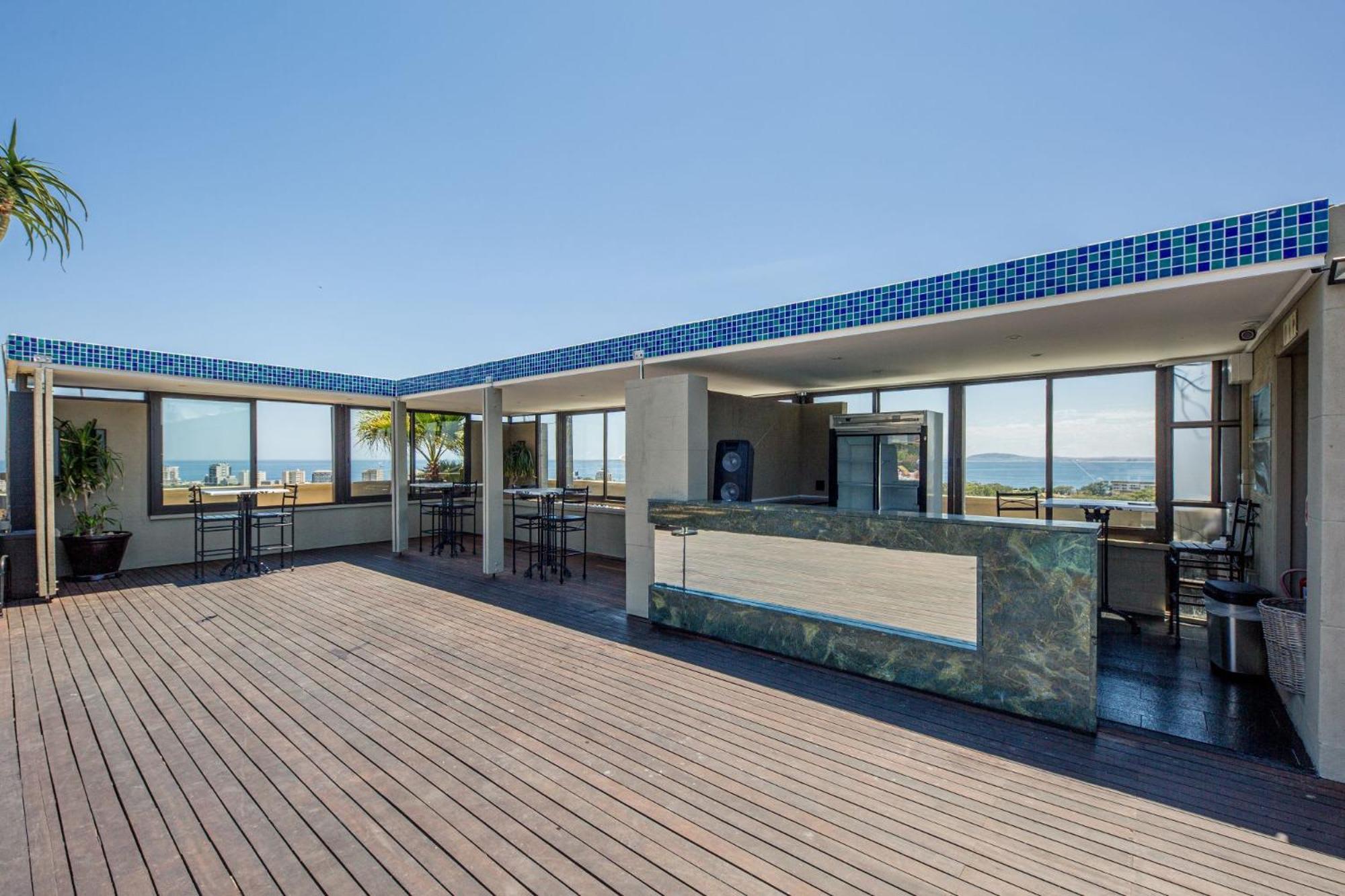 407 Royal * Cape Town