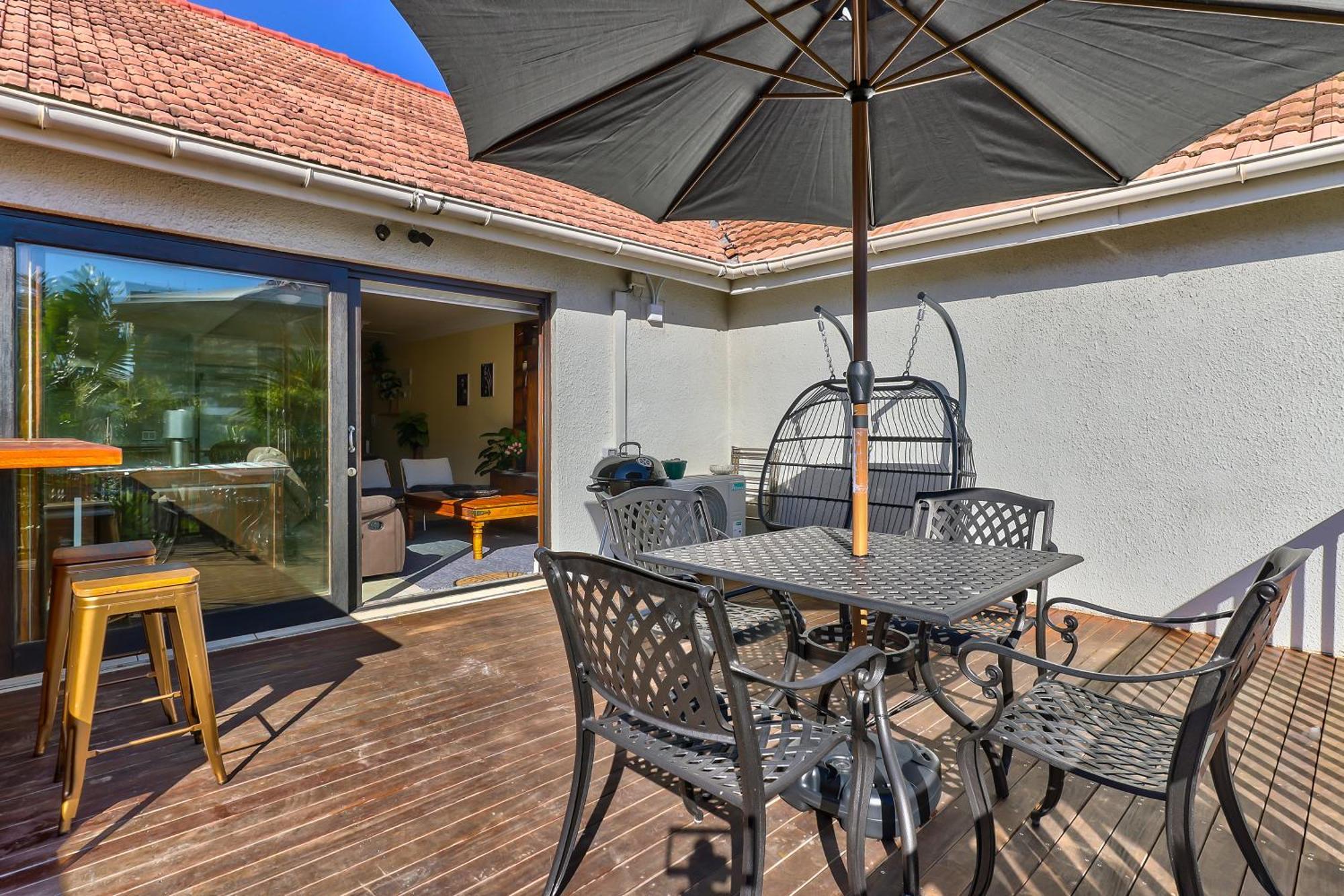 Planet Africa 1 Bedroom * Cape Town