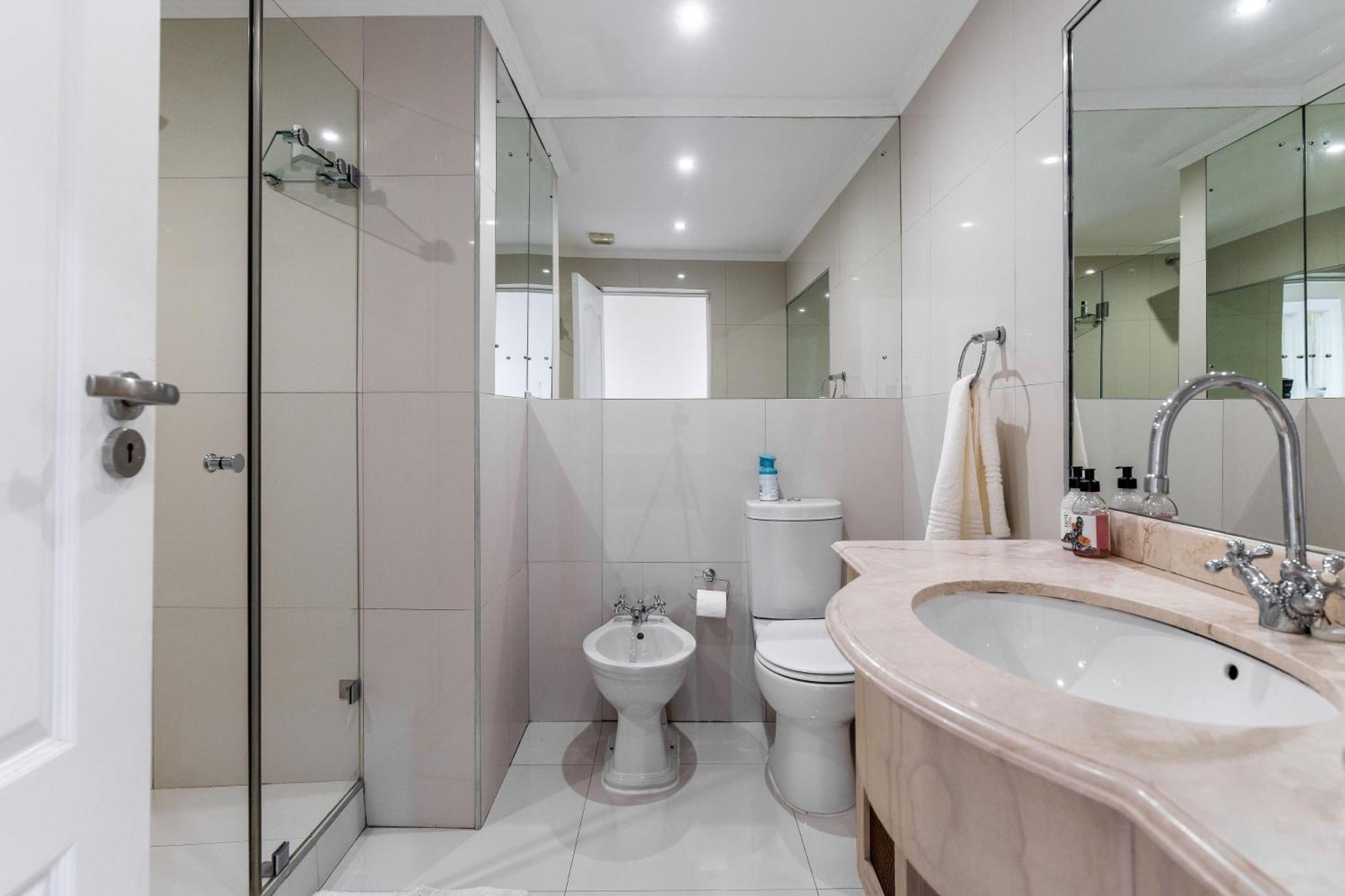 Something Special In Glitzy Camps Bay