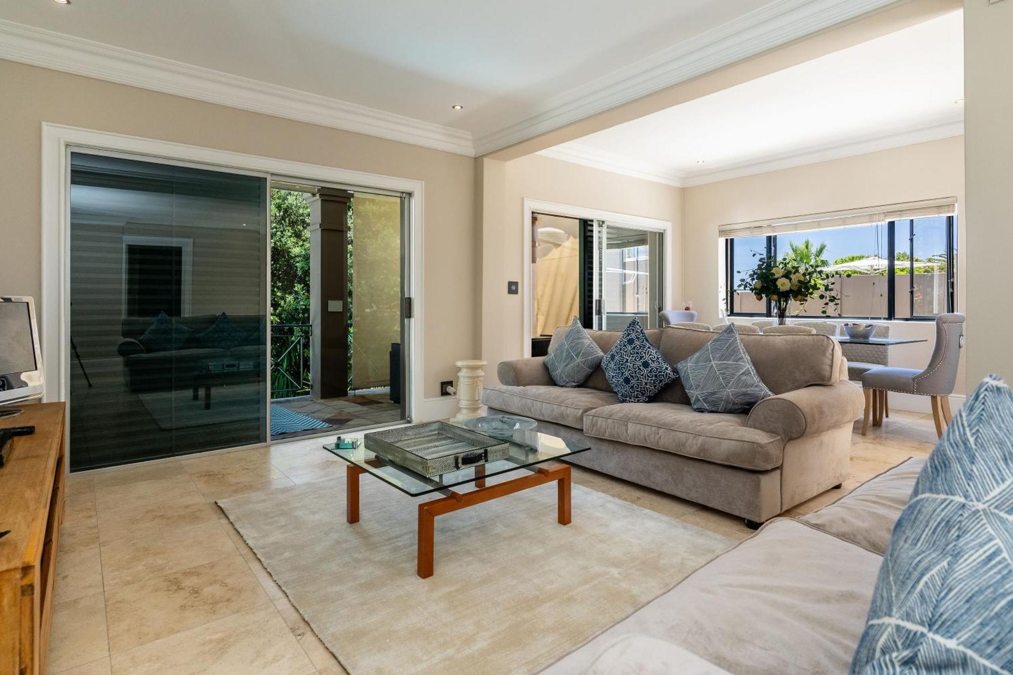 Holiday home Something Special In Glitzy Camps Bay