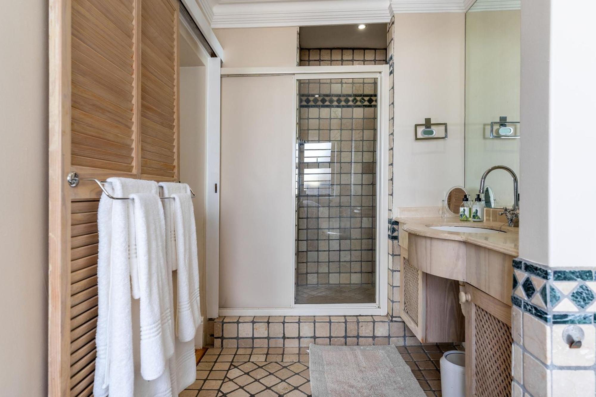 Holiday home Something Special In Glitzy Camps Bay *