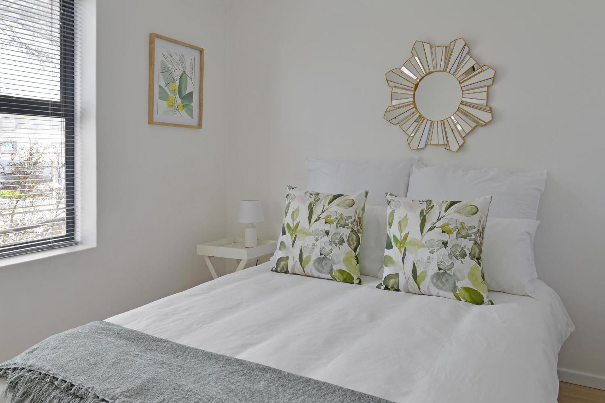 108 Waverley * Cape Town