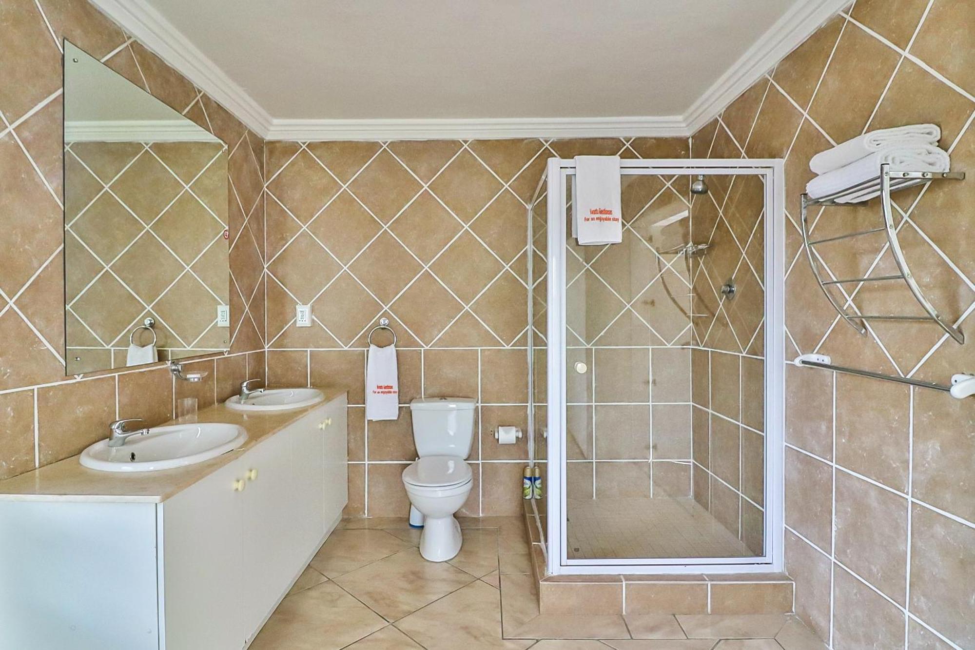 Guest house Kwantu 2