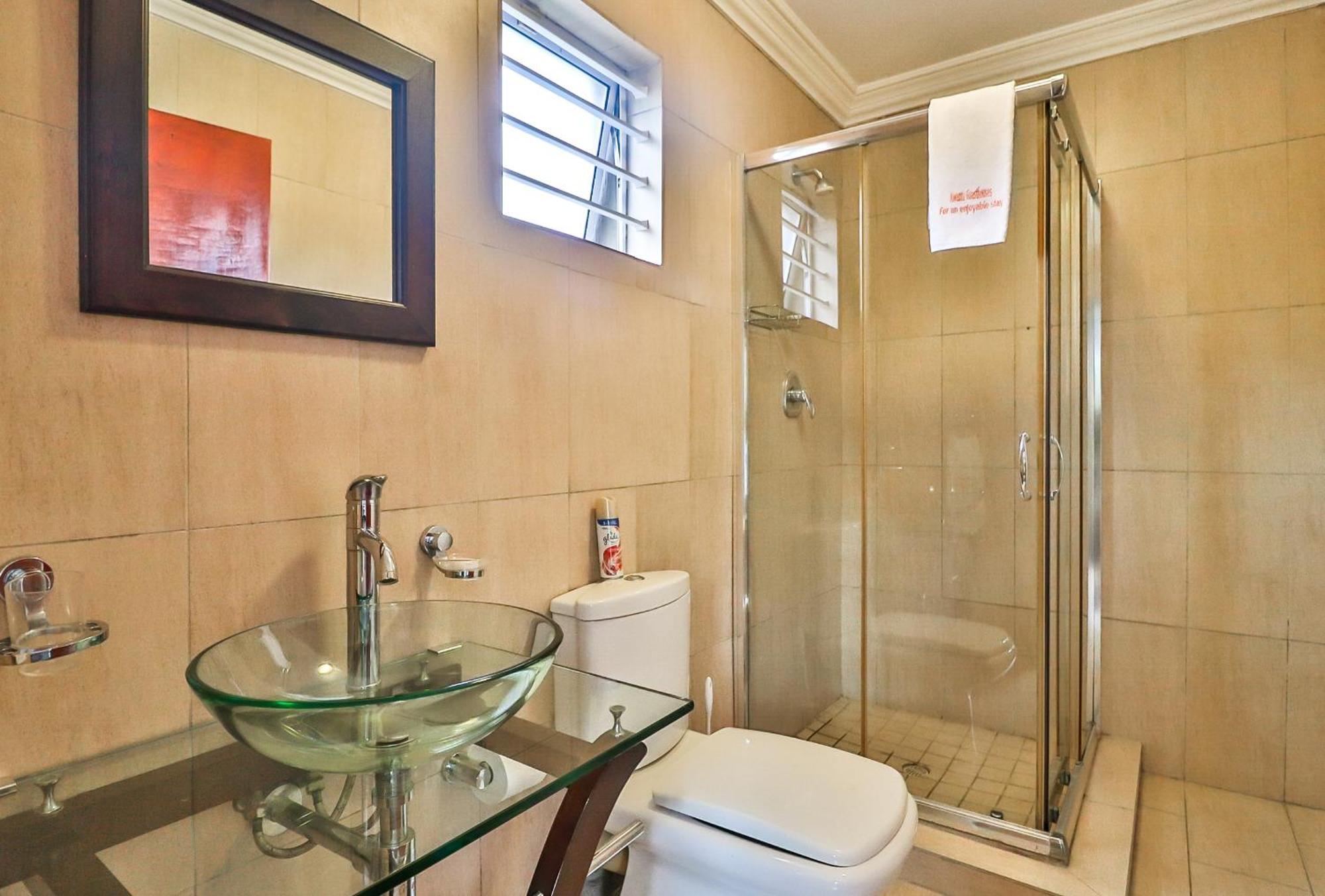 Kwantu 2 Guest house Cape Town