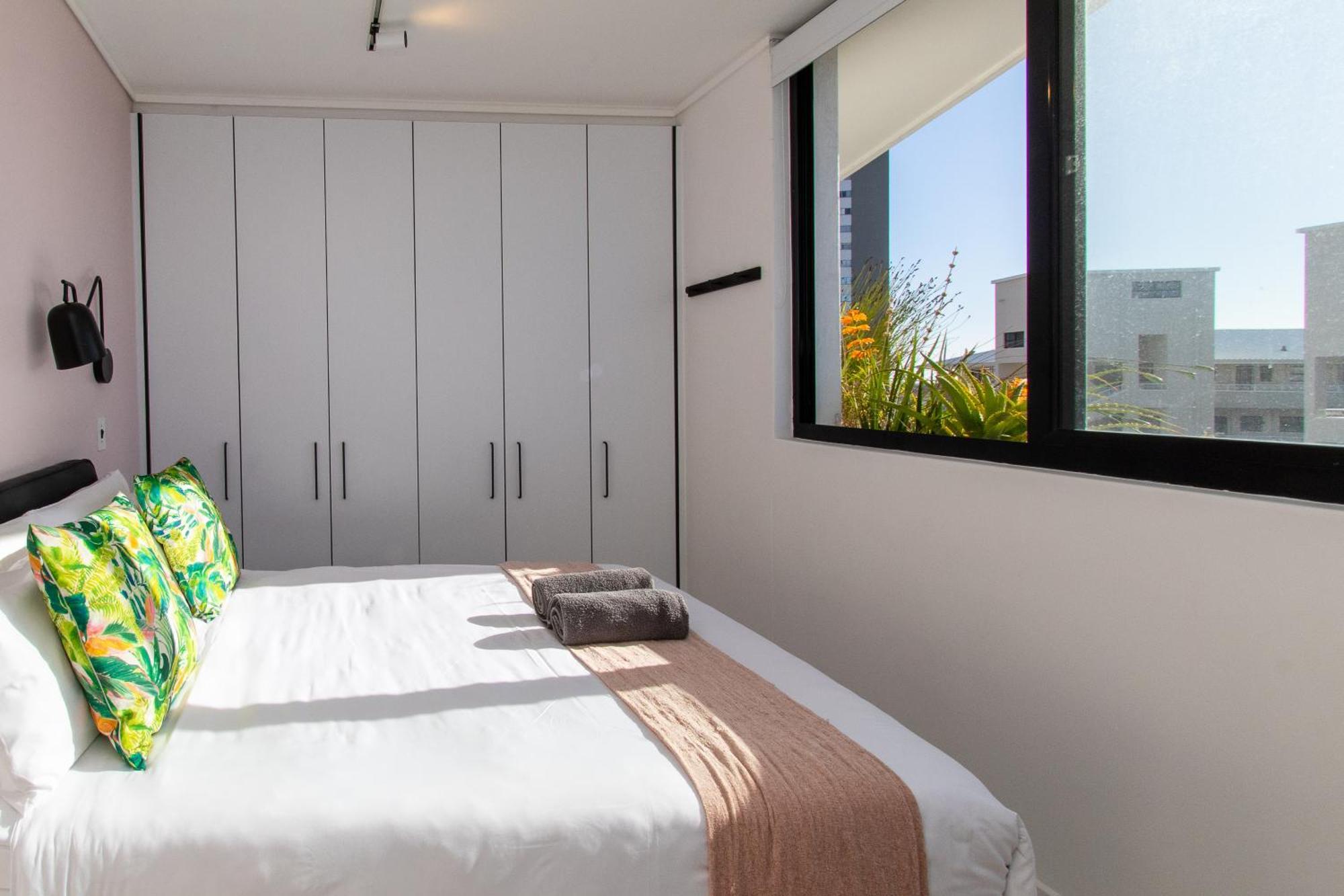 Apartment Spectacular 1 Bedroom Flamingo Cape Town