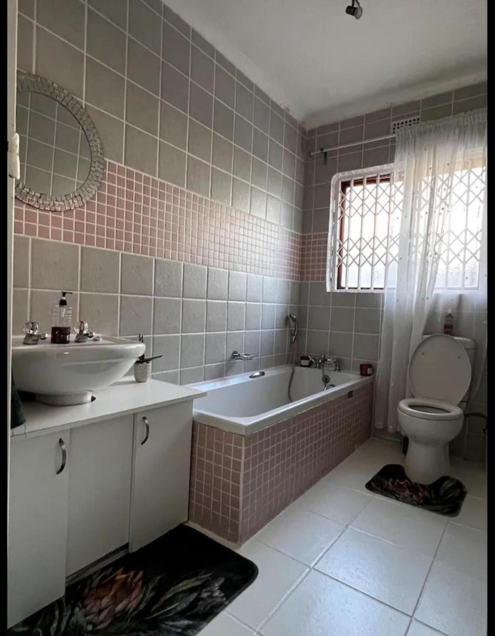 Dmk 2 Guest house *