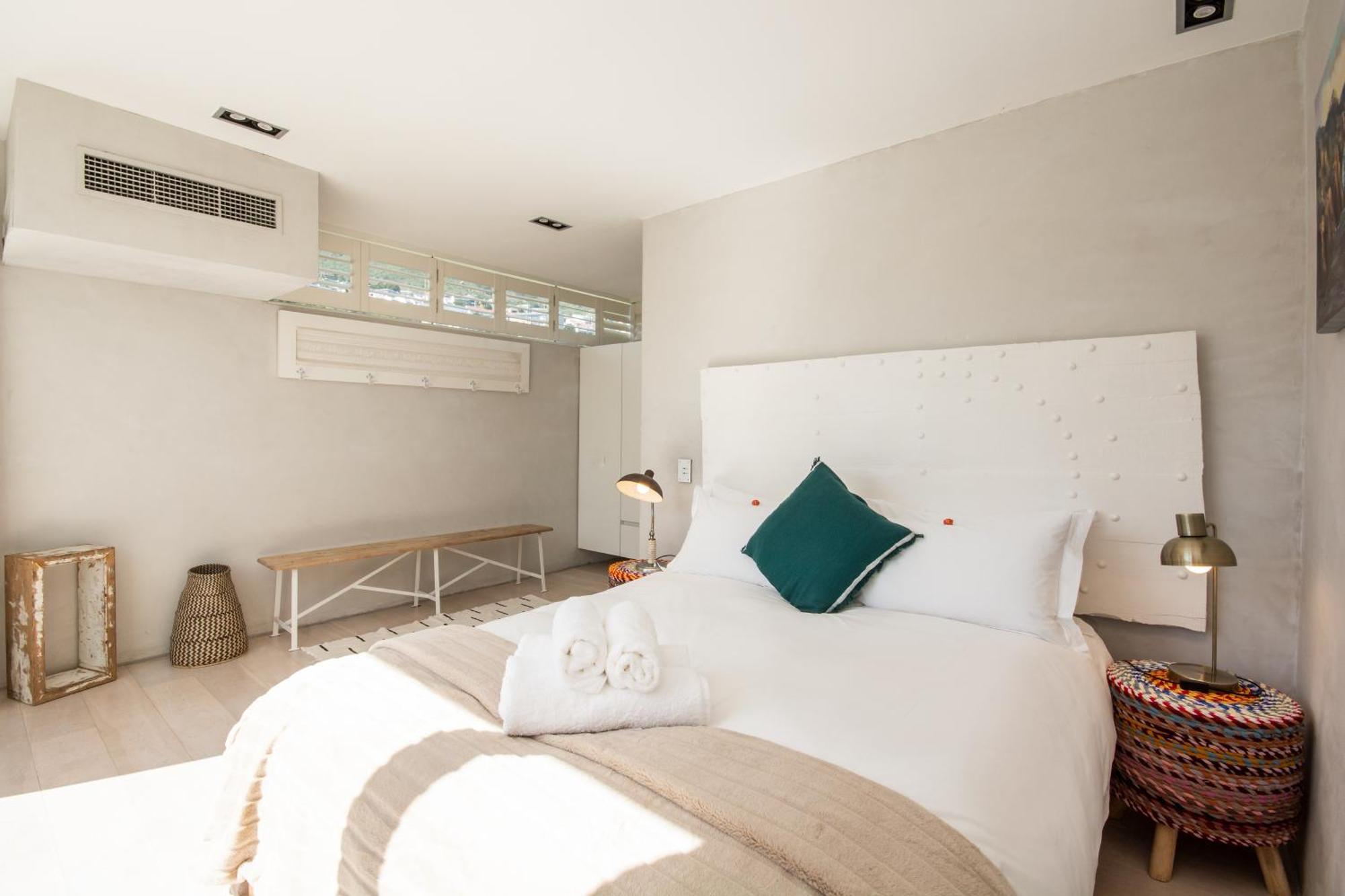 Luxury Camps Bay Penthouse With Spectacular Views Cape Town