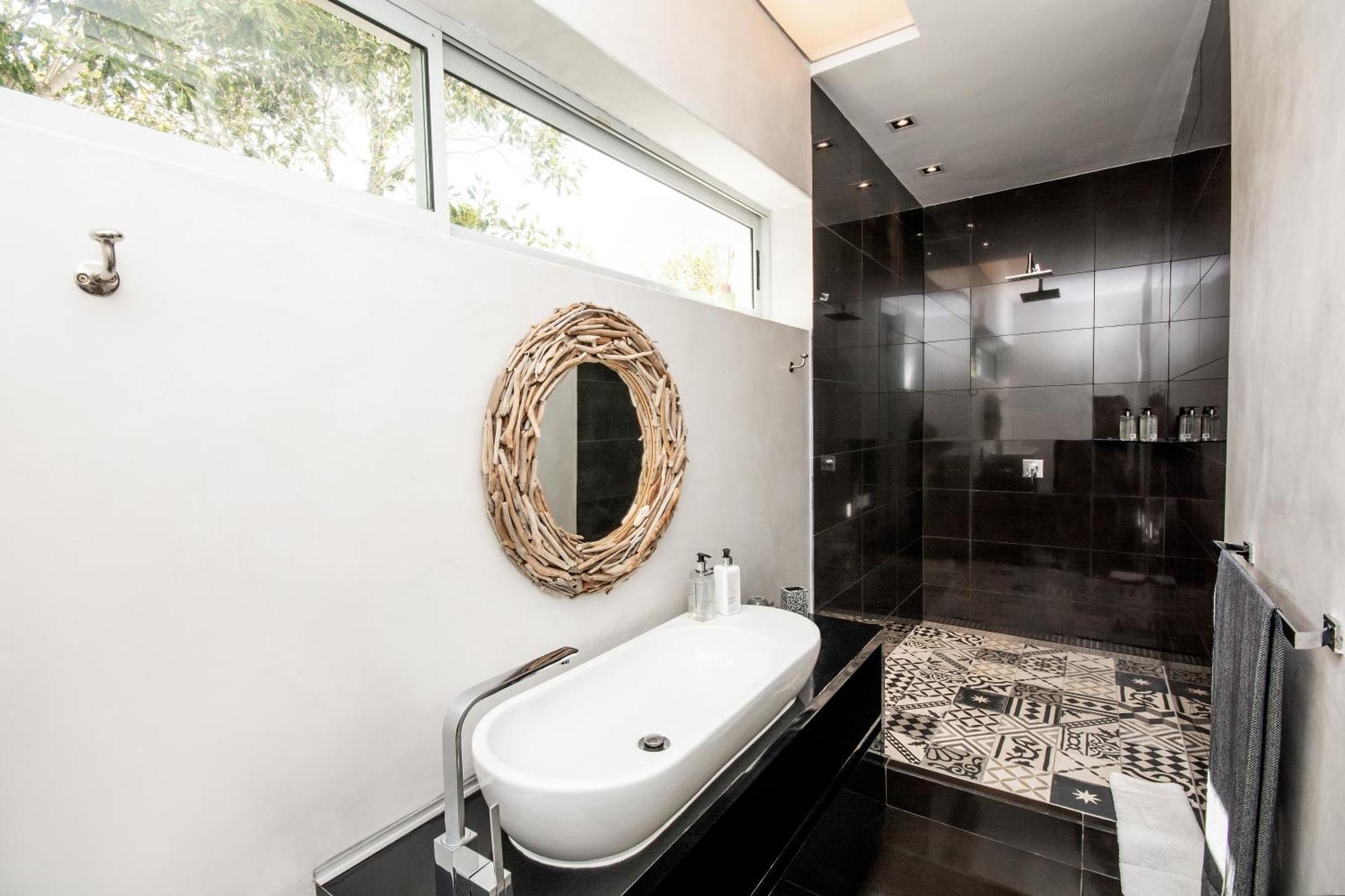 Luxury Camps Bay Penthouse With Spectacular Views Apartment Cape Town
