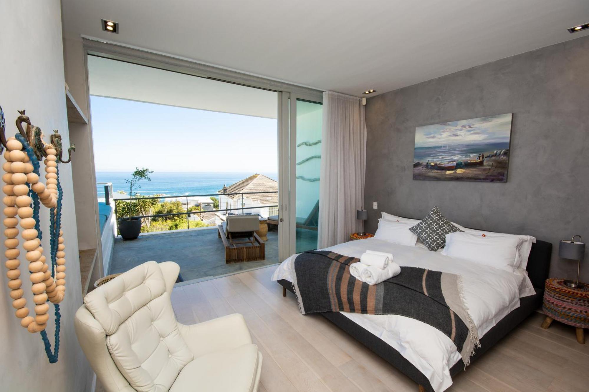 Luxury Camps Bay Penthouse With Spectacular Views Apartment