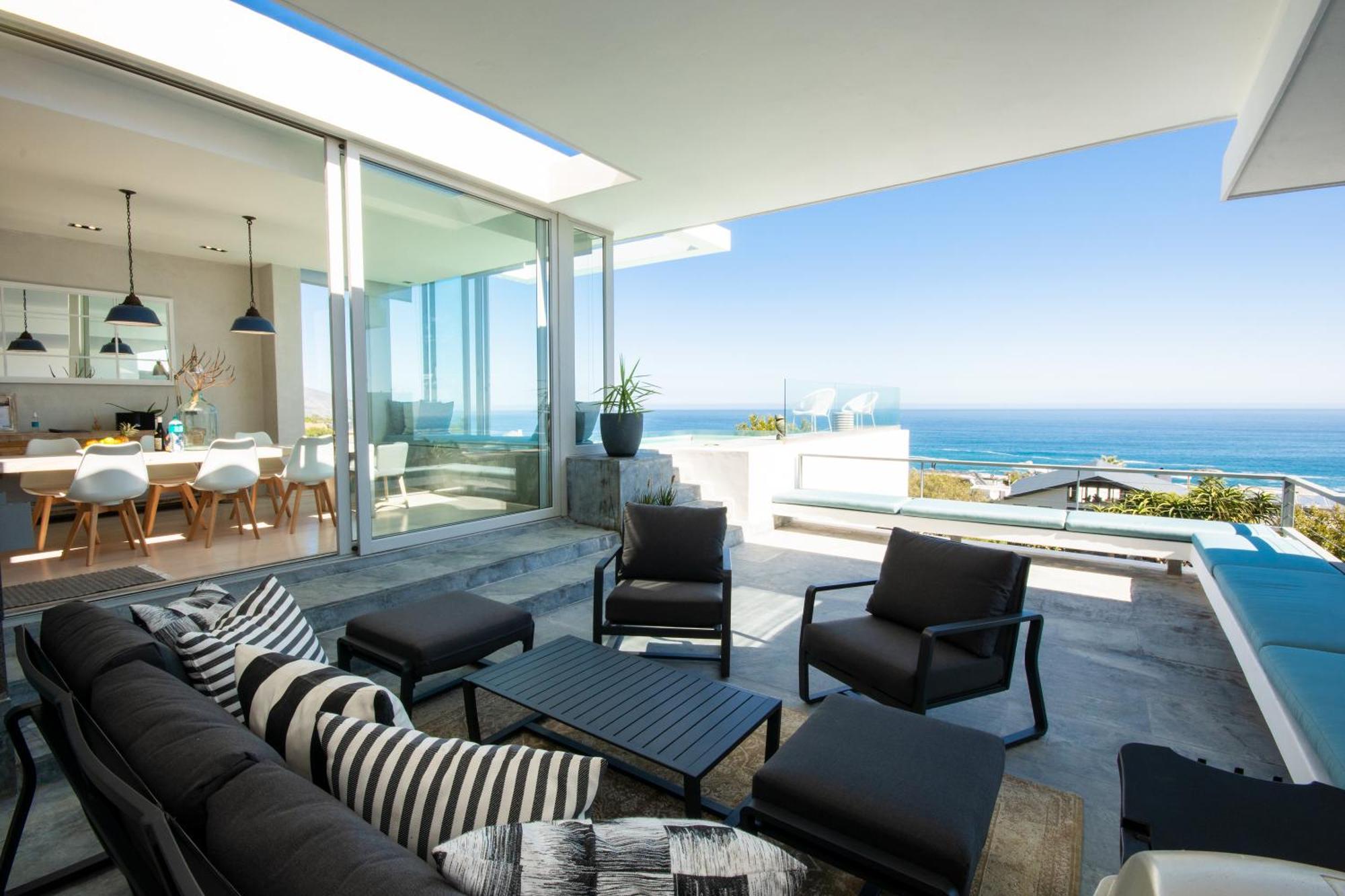 Apartment Luxury Camps Bay Penthouse With Spectacular Views *
