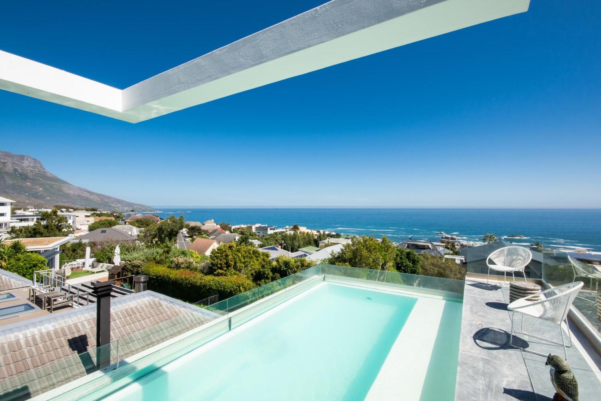 Apartment Luxury Camps Bay Penthouse With Spectacular Views Cape Town