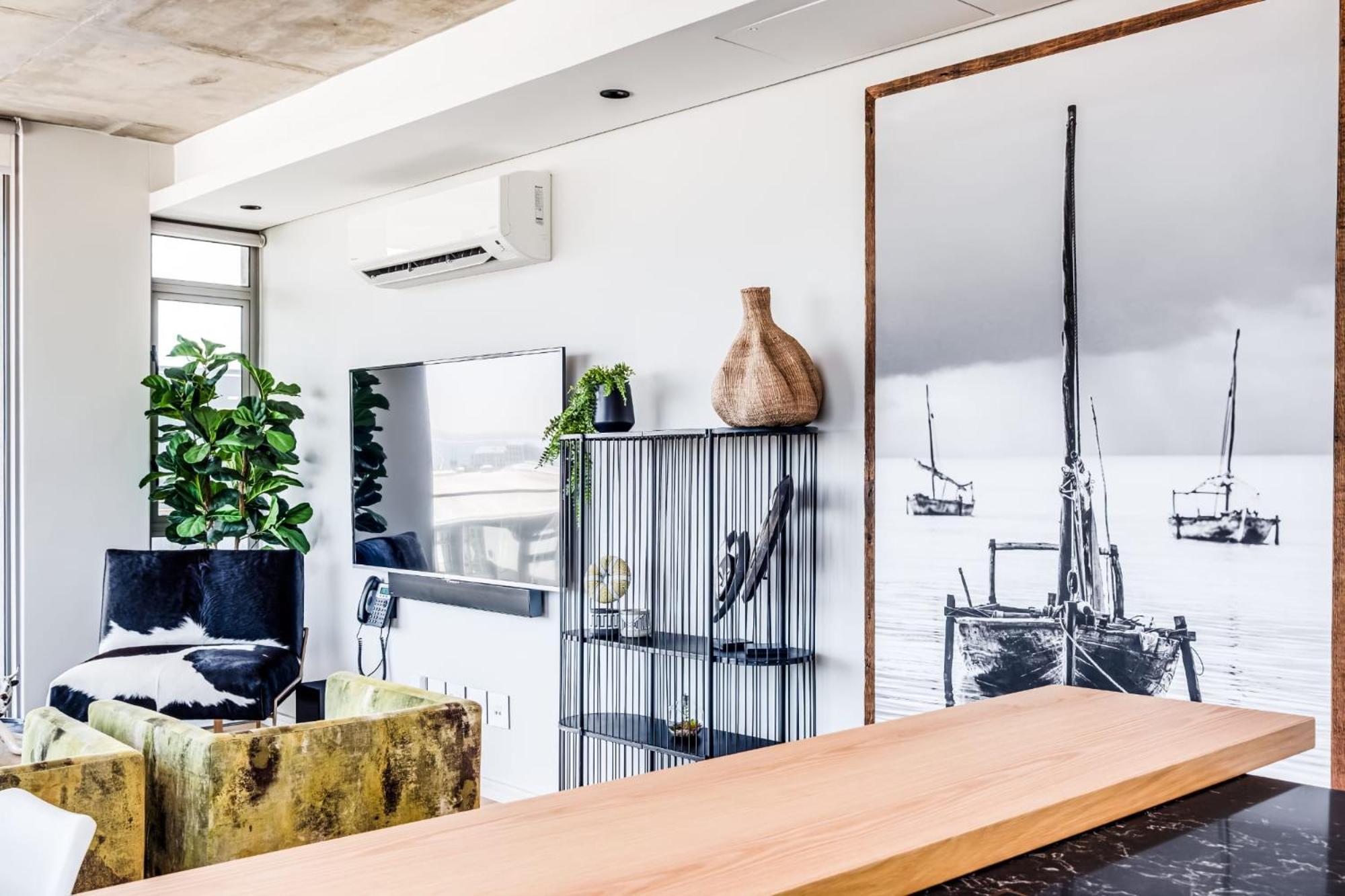 Summit On Quarter Apartment Cape Town