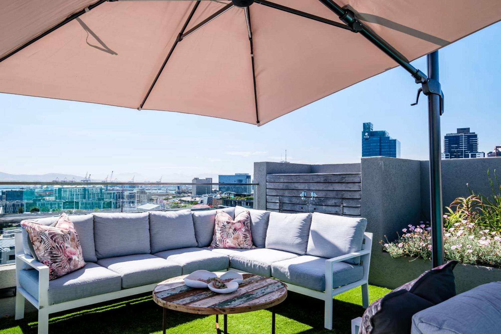 Summit On Quarter Apartment Cape Town