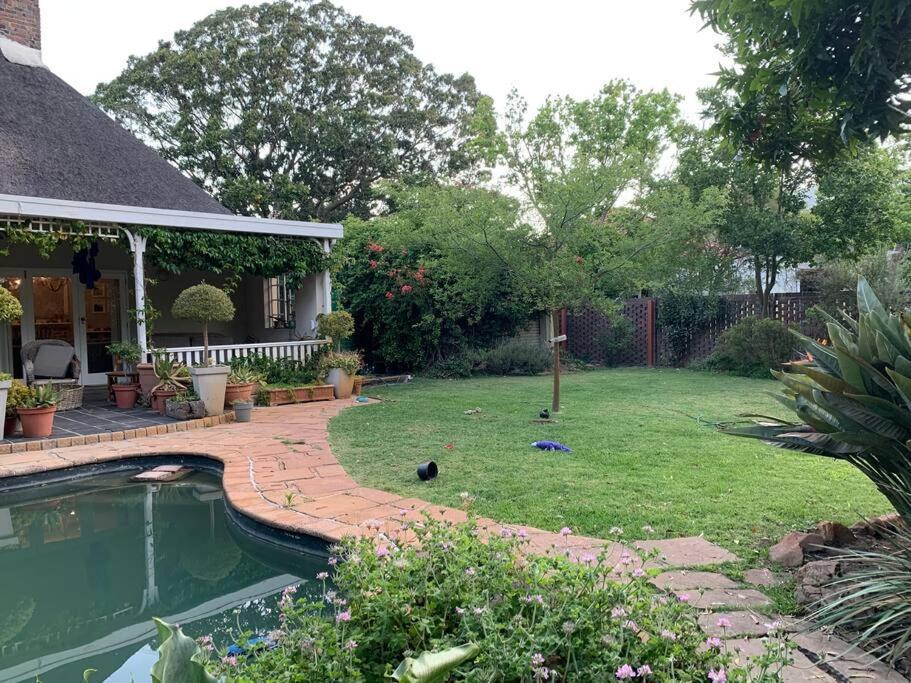 Family With Lovely Garden. Villa *