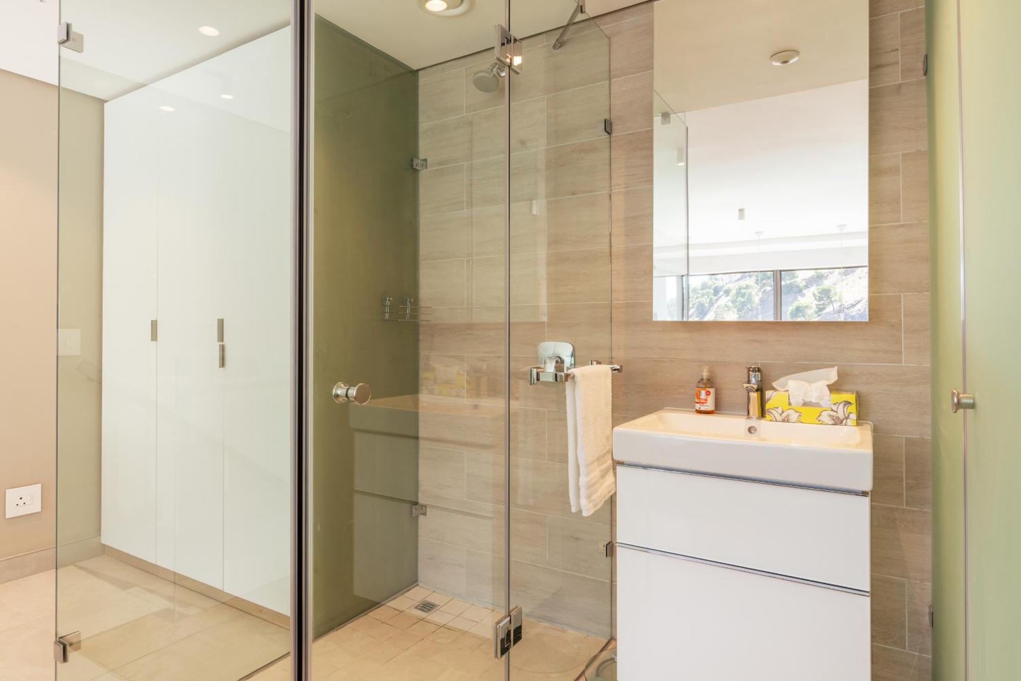 De Waterkant Luxury Residences By Mcstay *