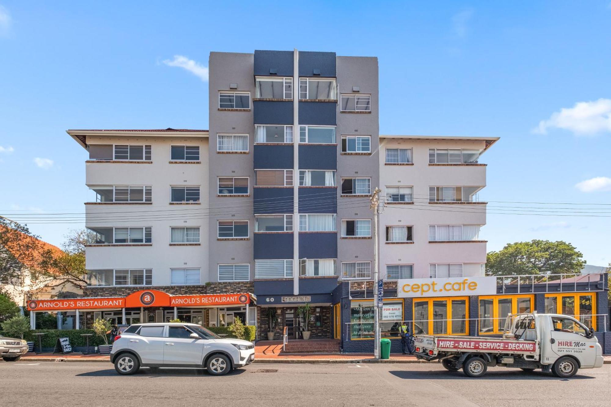 Langholm 45 On Kloof By Host Agents Apartment