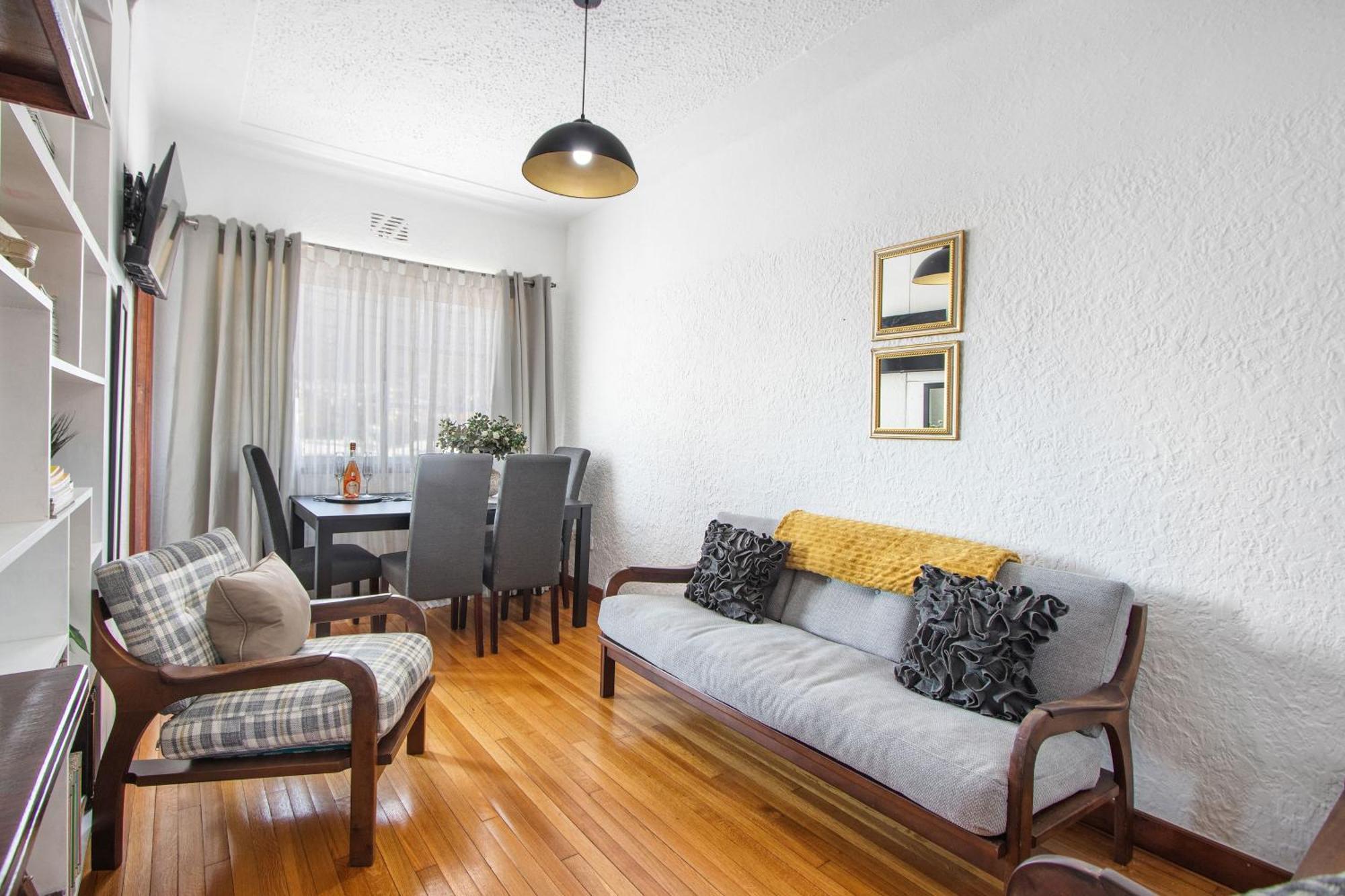 Langholm 45 On Kloof By Host Agents * Cape Town