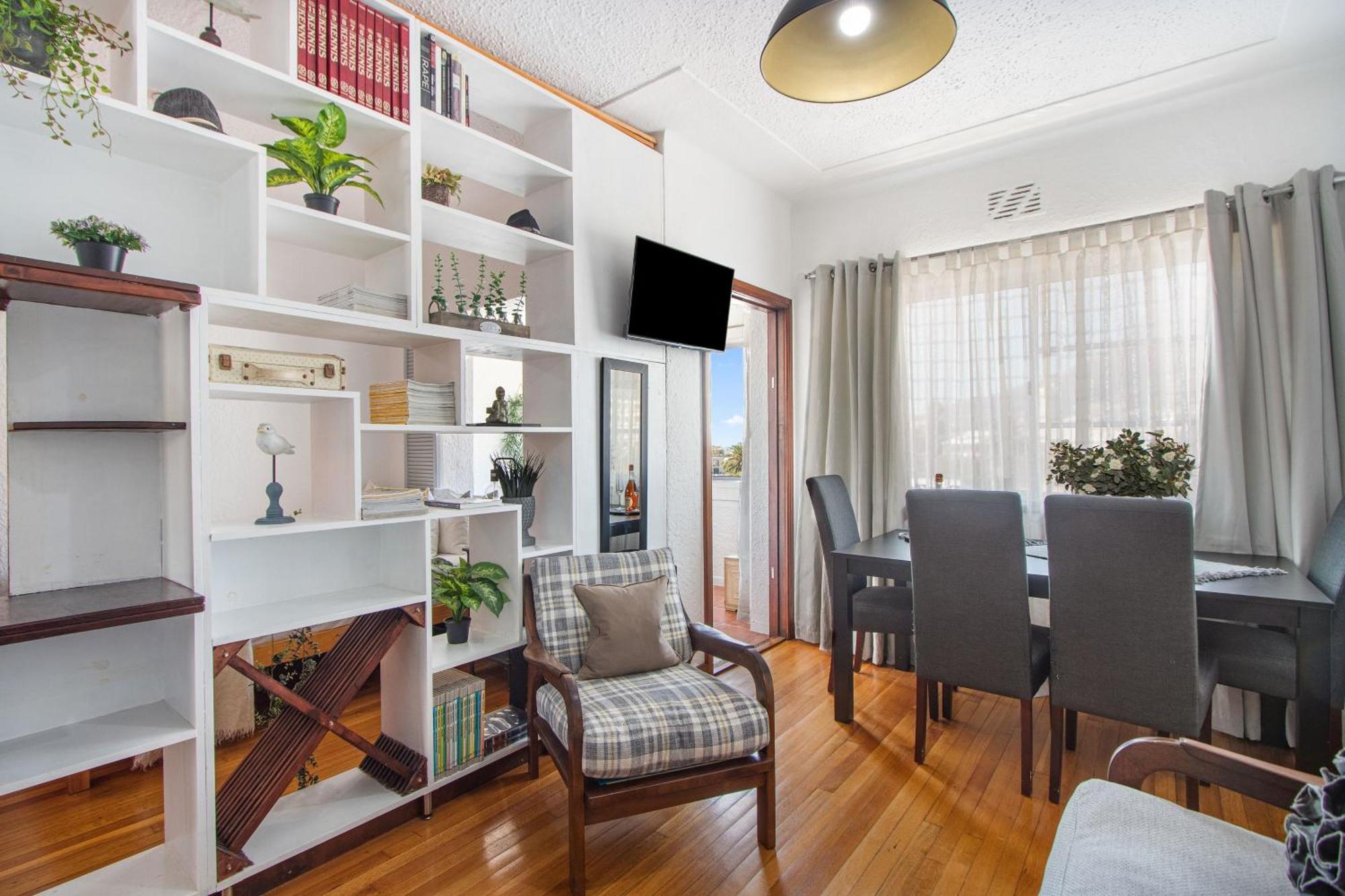 Langholm 45 On Kloof By Host Agents Apartment *