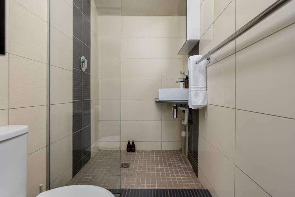 Apartment Mount Carmel - Secure, Cozy And Great Location Cape Town