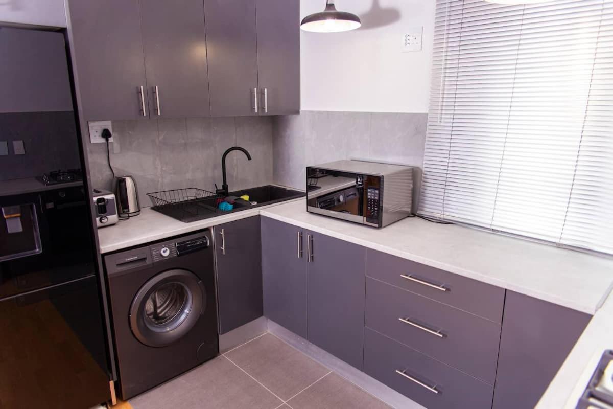 3 On The Fairway Pinelands Apartment Cape Town