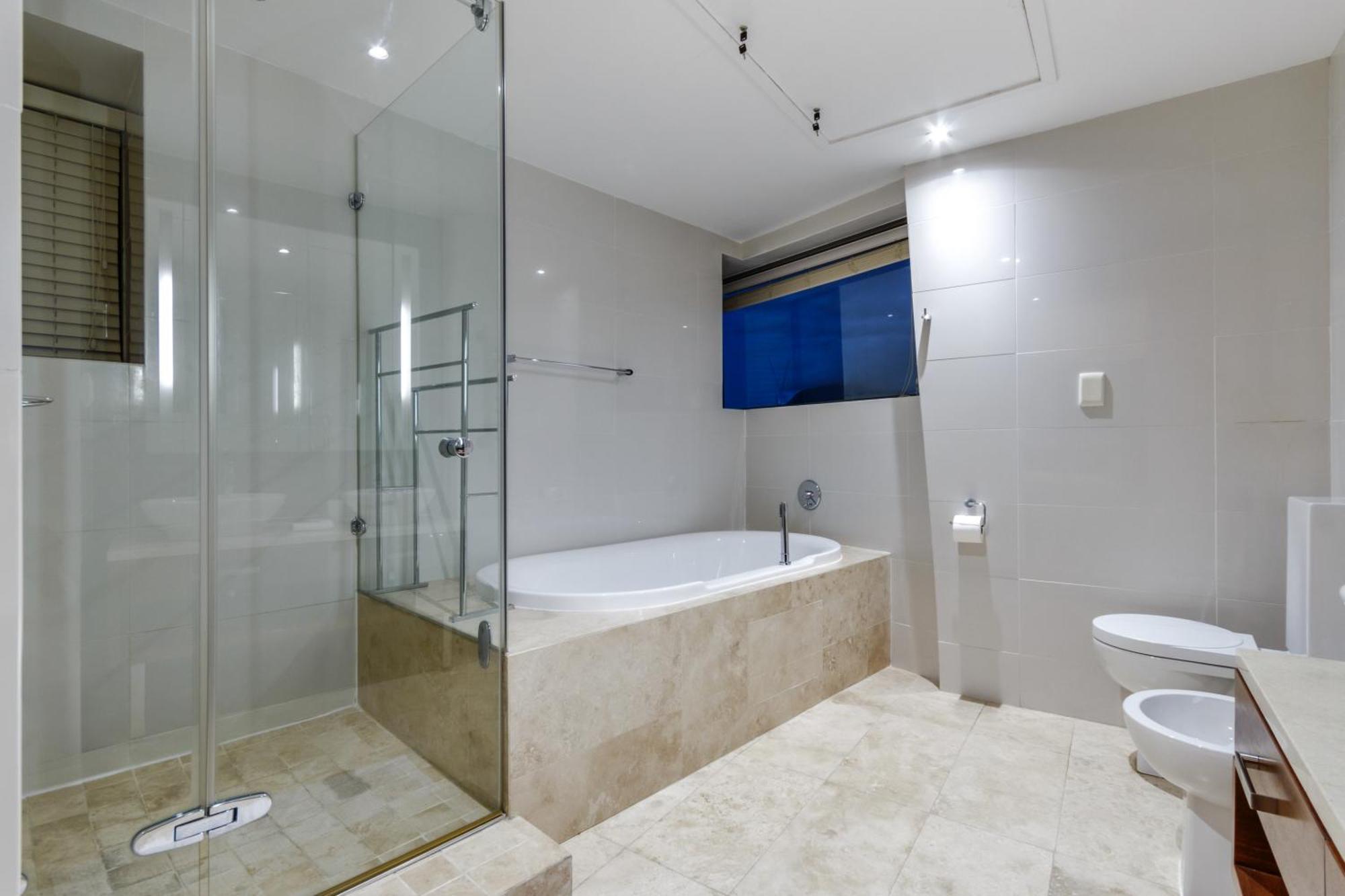 Topaz 801 Luxury On Front, South Africa Apartment