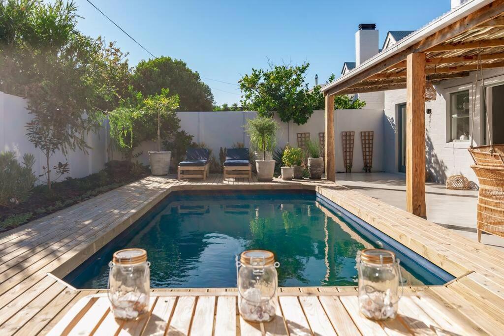 Kom4Nest 2Br Pool, Solar Apartment *