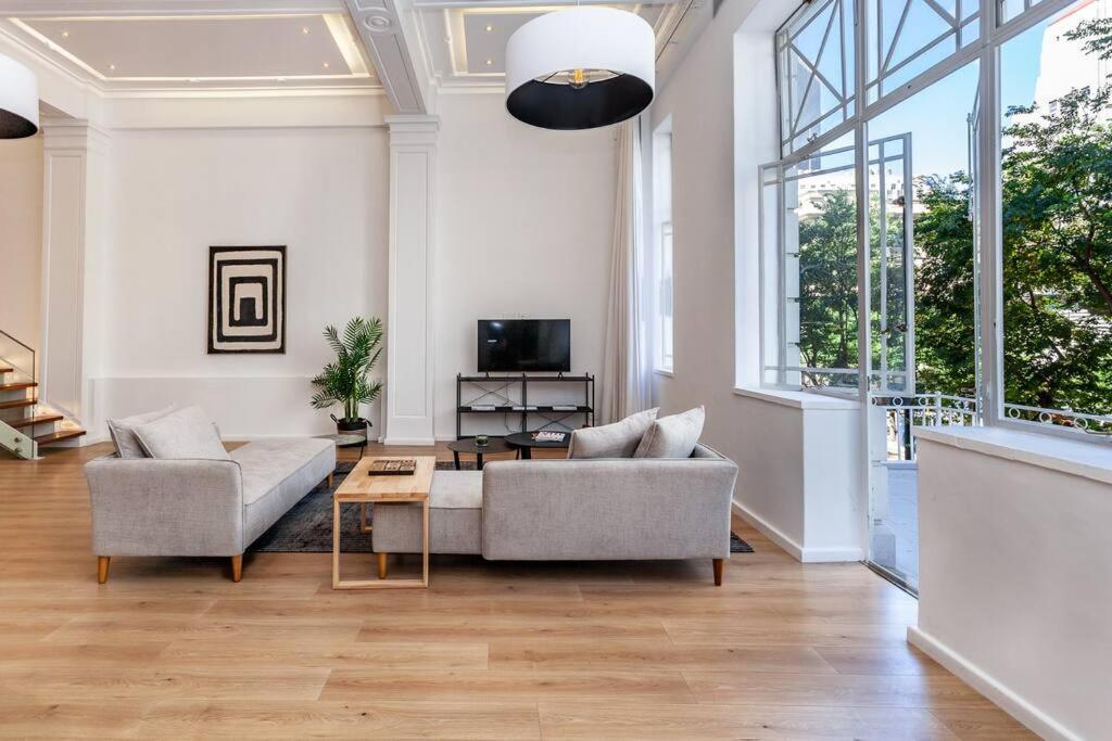 Ultra Luxury 3 Bedroom Address On Adderley *