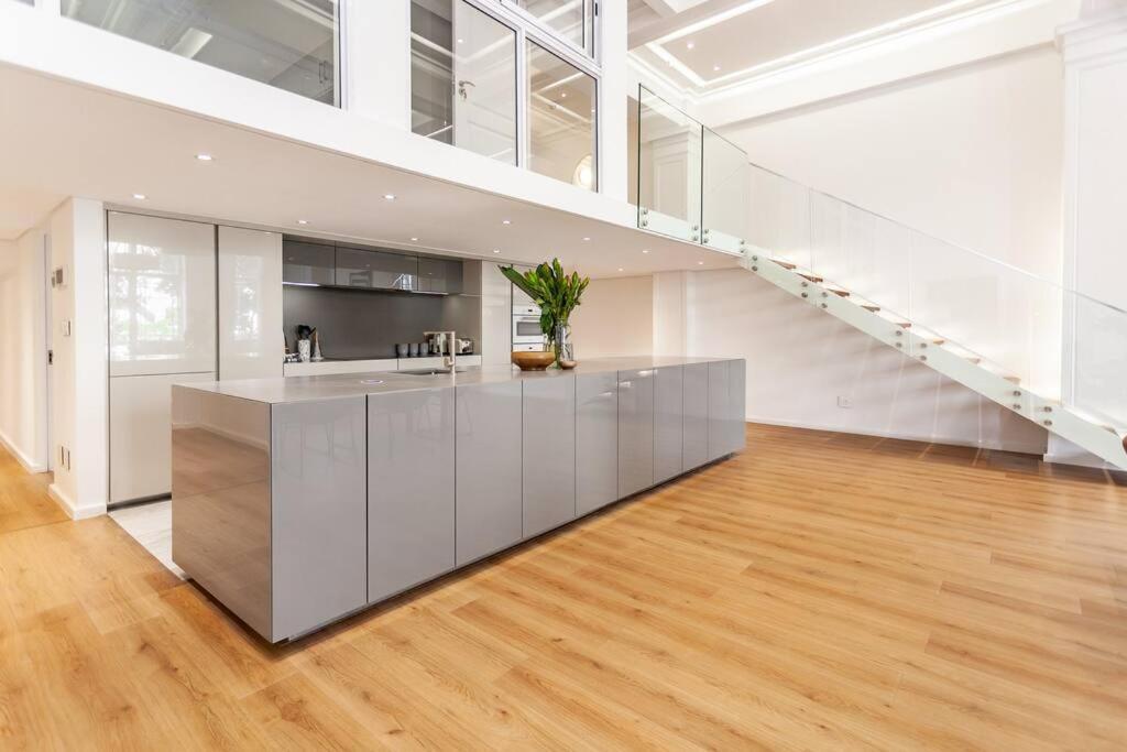 Ultra Luxury 3 Bedroom Address On Adderley Apartment Cape Town