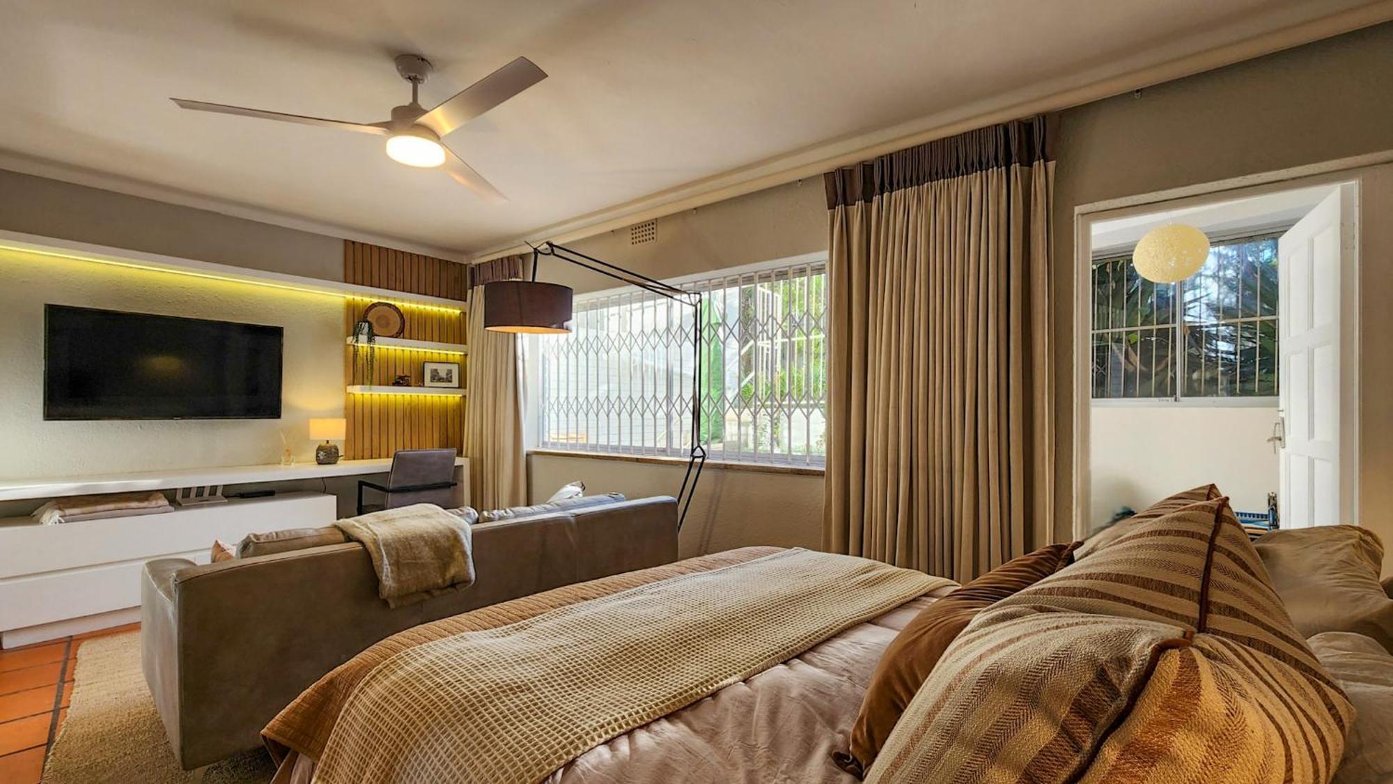 - Digital Nomad Friendly * Cape Town