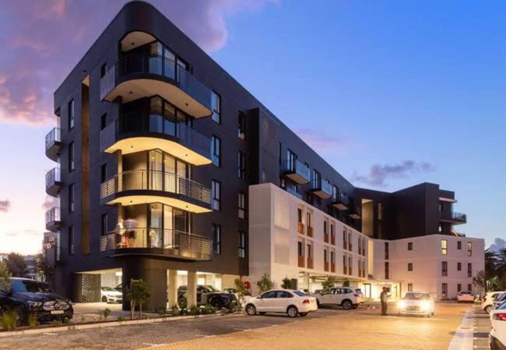 Zals Luxury -nine Palms Apartment *